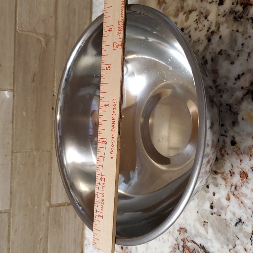 Three Stackable Stainless Bowls - Picture 6 of 10